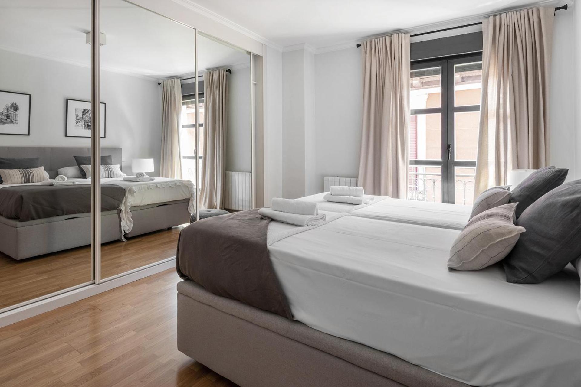 Luxury And Cozy- 2 Bedrooms 2 Bathrooms -Mintystay- Herradores Madrid Kültér fotó